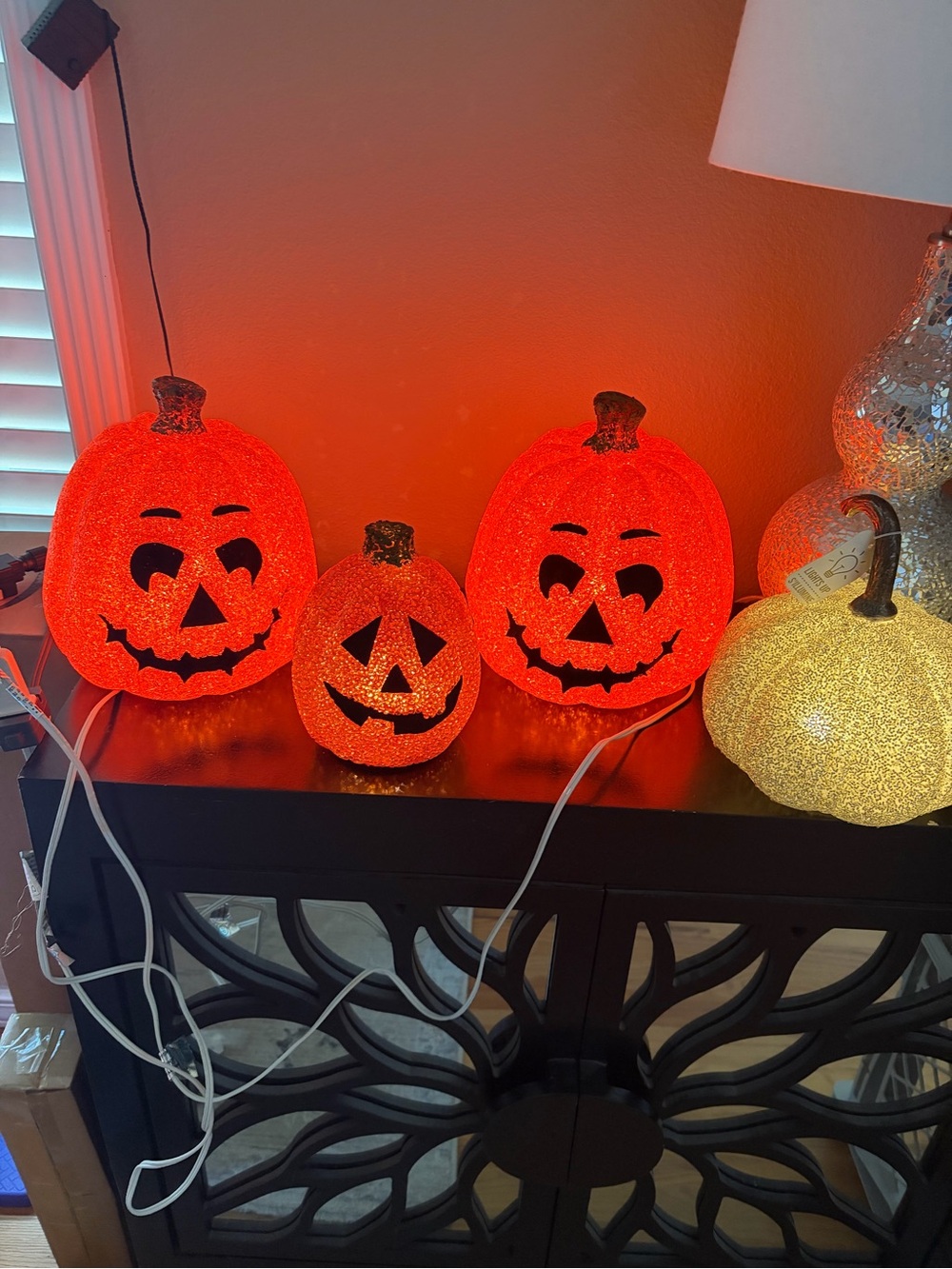 3 Vintage Side Seasons Popcorn Light up Pumpkins and 1 Silver Pumpkin